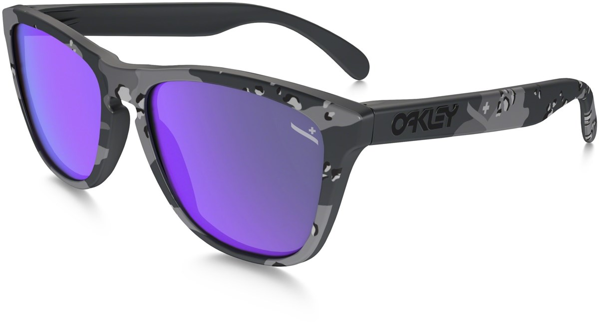 Oakley Frogskins Infinite Hero Sunglasses product image