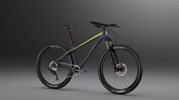 Saracen Mantra Carbon Trail 27.5" Mountain Bike 2017 - Hardtail MTB