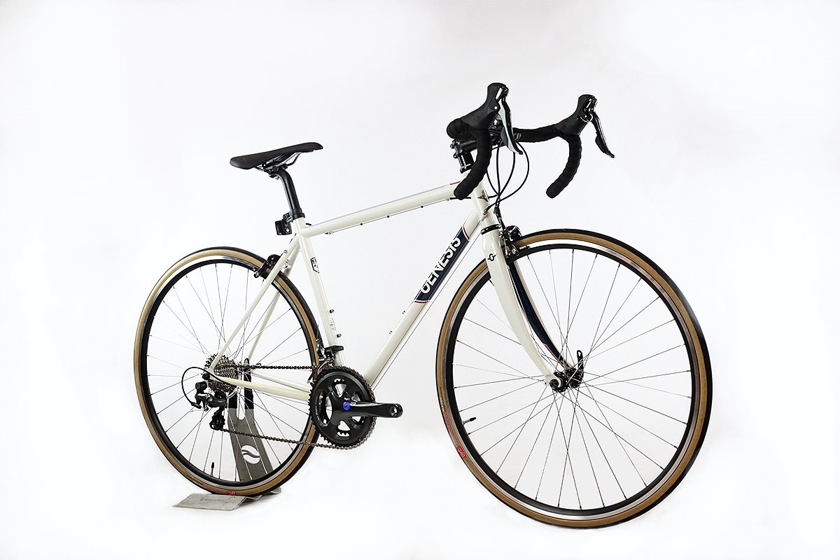 Genesis Equilibrium 10 - Small - Ex Display - 2016 Road Bike product image
