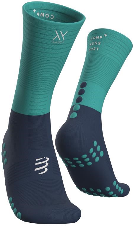 Compressport Mid Compression Socks | Tredz Bikes