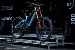 Mondraker Summum Carbon 2018 Pits