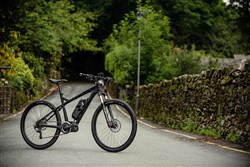 Saracen Juiced 2018 Electric Mountain Bike Scenic