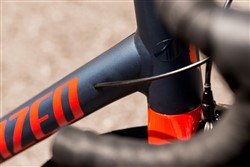 Specialized Allez Sport 2018 Internal Routing